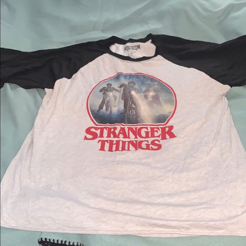 Long sleeve Stranger Things Graphic Tee